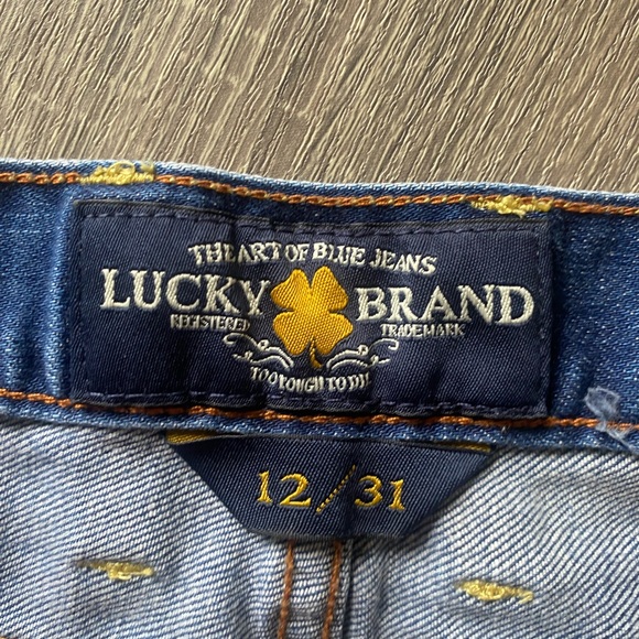 Lucky Brand Denim Shorts - Picture 4 of 9